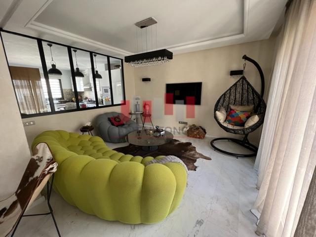 Duplex for Sale 3 650 000 dh 166 sqm, 3 rooms - Racine Casablanca